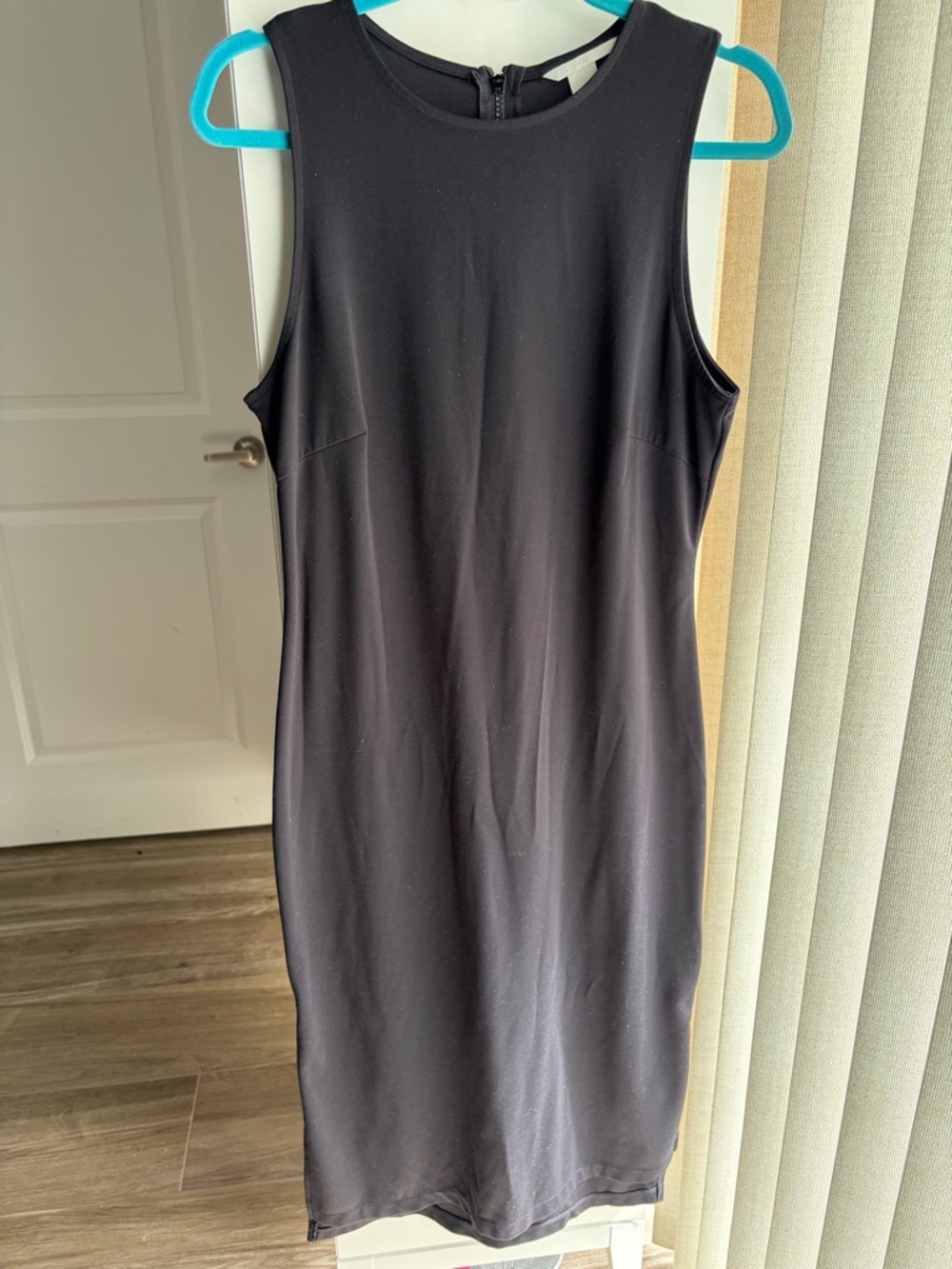H&M Classic Black Sleeveless Sheath Dress - Women